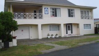 Struisbaai Harbour Lights | Struisbaai Accommodation