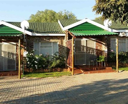 Kingfisher Song Guest House