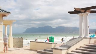 Whale Watchers Accommodation @ Muizenberg Beach | Muizenberg Self-catering