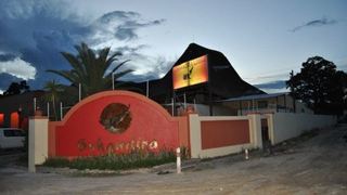 Oshandira Lodge | Accommodation Oshakati