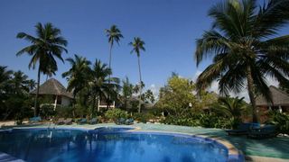 Echo Beach Hotel Resort | Bwejuu Hotels