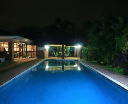 Africa Breeze Bed and Breakfast
