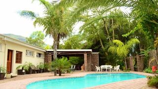 Kingfisher Lodge | Accommodation Graaff-Reinet