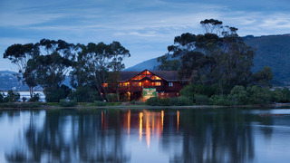 Oyster Creek Lodge | The Point Accommodation