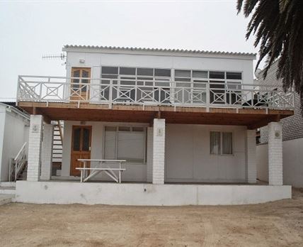 Beach House Accommodation – Mr Muscle