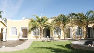 Central Lodge | Keetmanshoop Self-catering