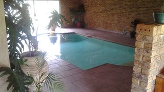 Longtrail Accommodation | Lasiandra Self-catering