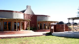 We Kebi Safari Lodge | Accommodation Hammerstein