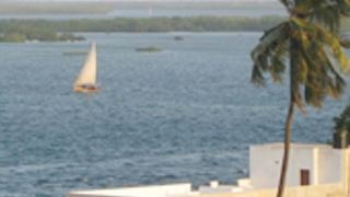 Kilimanjaro Guest House | Lamu Town Accommodation