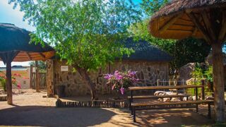 Umti Lodge and Conference Centre | Brakwater Accommodation