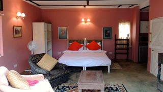 Sarek Creek B&B | Accommodation Kangombe