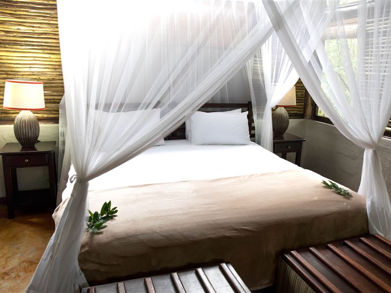 Royal Thonga Safari Lodge - 