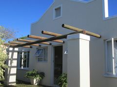 Dovecote Cottage | Hermanus Accommodation