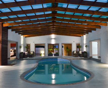 Yalla Yalla Boutique Hotel