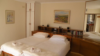 Alina's Haus | Accommodation Vredehoek