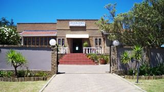 Ayahluma Guest House | Accommodation Southernwood (Mthatha)