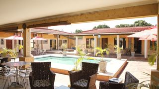Palmeiras Guest House Matola | Accommodation Matola