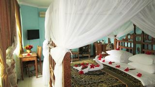 Hifadhi Hotel | Chake Chake Accommodation