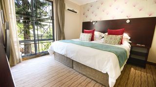 Signal Hill Lodge | Accommodation Cape Town City Centre