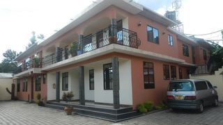 Penguin Resort Hotel | Accommodation Arusha