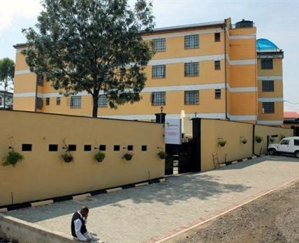 Emboita Hotel