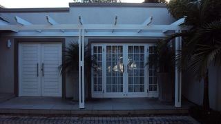 Ash and Broc Cottage | Accommodation Meadowridge