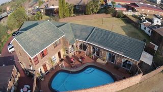 Dara @ Houdini's Guest House | Accommodation Trichardt