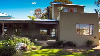 Bluegum Cottage @ The Garlic House | Accommodation Smithfield