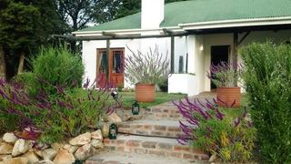The Elgin Grabouw Country Club Guesthouse | Self-catering Grabouw
