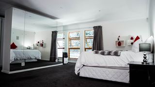 Noraclox Inn | Accommodation Bryanston