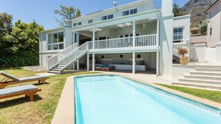 Comrie Villa | Camps Bay Self-catering