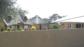 Thulamela Guest House | Accommodation Mahalapye