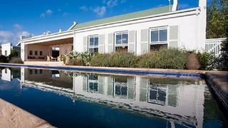The Kite House | McGregor Accommodation