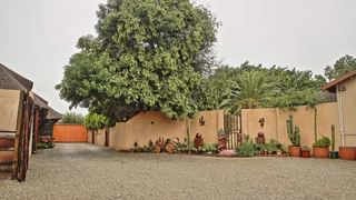 Rob's Place | Accommodation Van Der Hoff Park