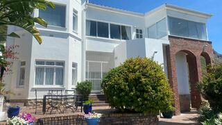A Heavenly View | Accommodation Muizenberg