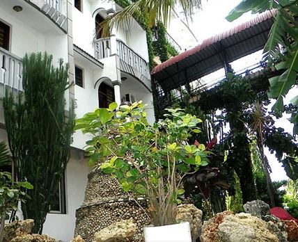 Darajani Hotel
