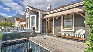 Gorgeous Tamboerskloof Holiday Home | Tamboerskloof Self-catering