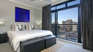 904 Quayside Apartment | Green Point Accommodation