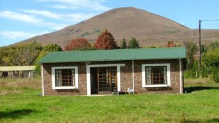 Badenhorst Cottage | Wakkerstroom Accommodation
