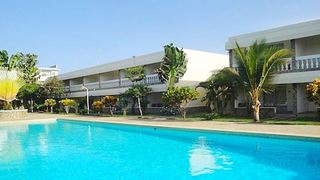 Asins Holiday Inn | Hotels Diani Beach