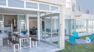 Sunshowers Ballito | Ballito Accommodation