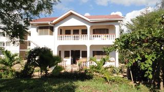 Elephant Safari Apartments | Diani Beach Self-catering