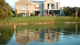 Water's Edge | Accommodation Thesen Island