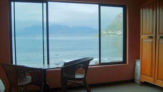 Kalk Bay House | Kalk Bay Accommodation