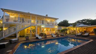 Cuningham's Island Guest House | Leisure Island Accommodation