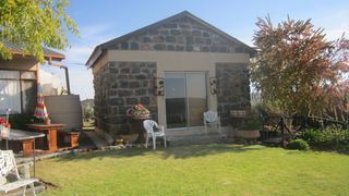 Rosedale Guest Cottage | Accommodation Britstown