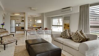 301 Canal Quays | Accommodation De Waterkant