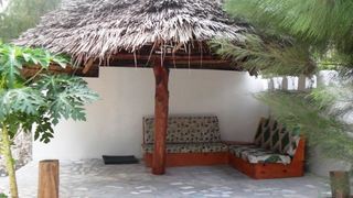 Pole Pole Villa Guest House | Jambiani Accommodation