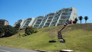 Margate Holiday Home | Lawrence Rocks Accommodation