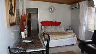 Buttons Self-catering | Heuwelkruin - Despatch Accommodation